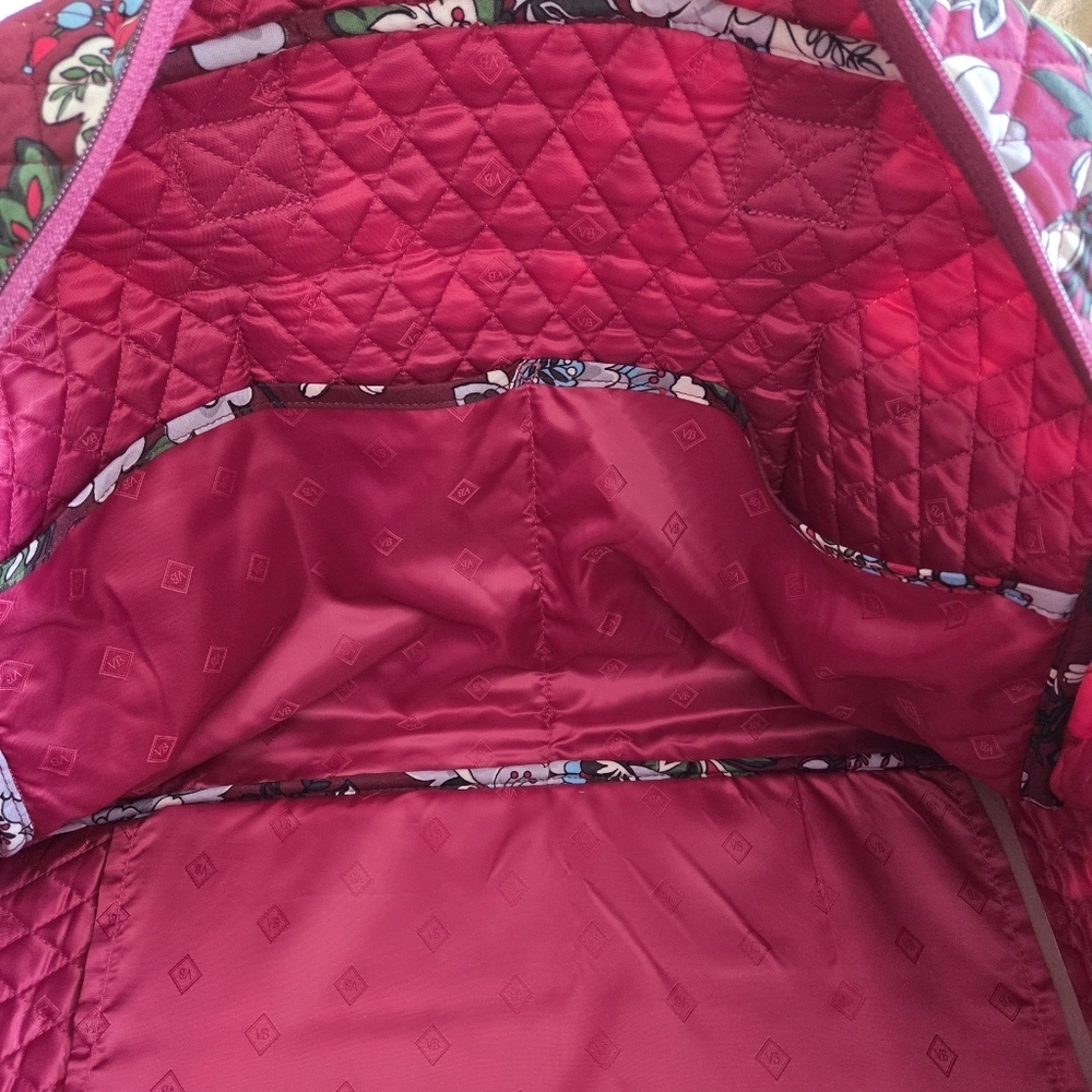 Vera Bradley Traveler Bag In Bordeaux Blooms. - Picture 9 of 11